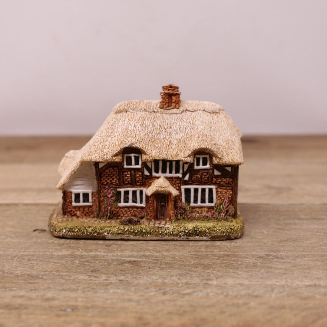 【レア!】Lilliput Lane/HONEYSUCKLE COTTAGE il_1080xN.6425465812_doc2.jpg