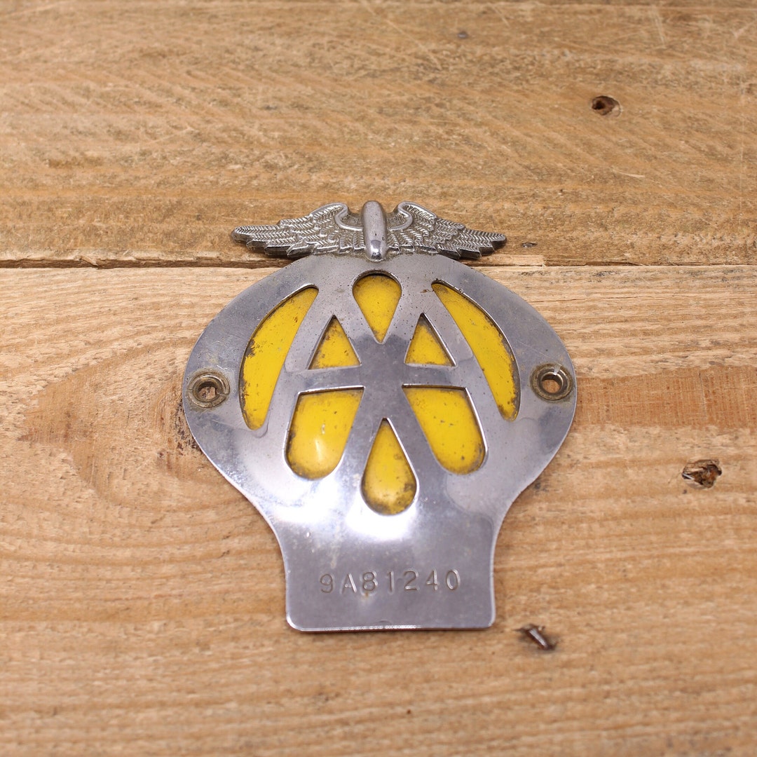 Vintage Voiture Aa Chrome Laiton Jaune Badge Autocollant Emblème L