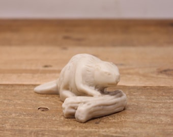 Vintage Wolf Original Sculptures Canada Beaver Grey Soapstone