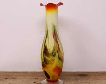 Vintage Mid-Century Dalian Snowflake Vase