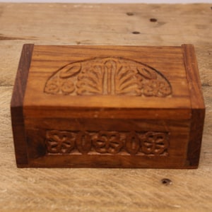 Vintage Small Crafted Carved Wooden Box with Hinged Lid