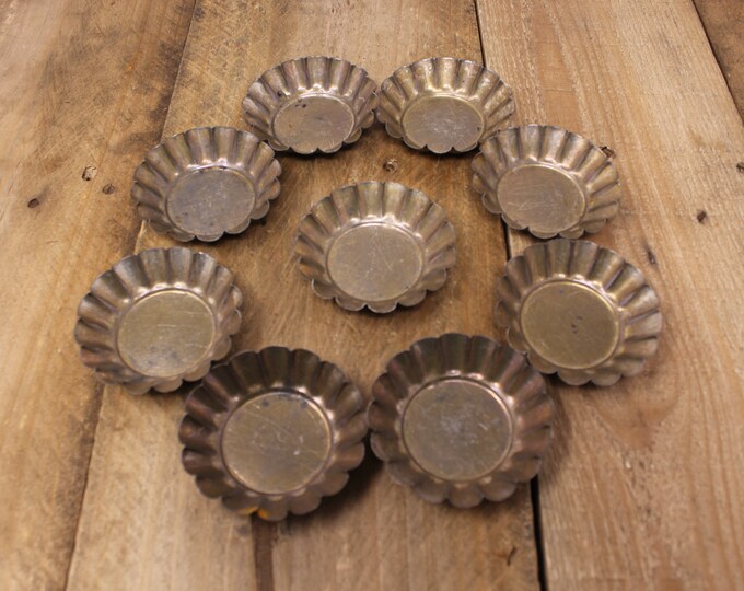 9 Antique Fluted Metal Tart Tins Etsy
