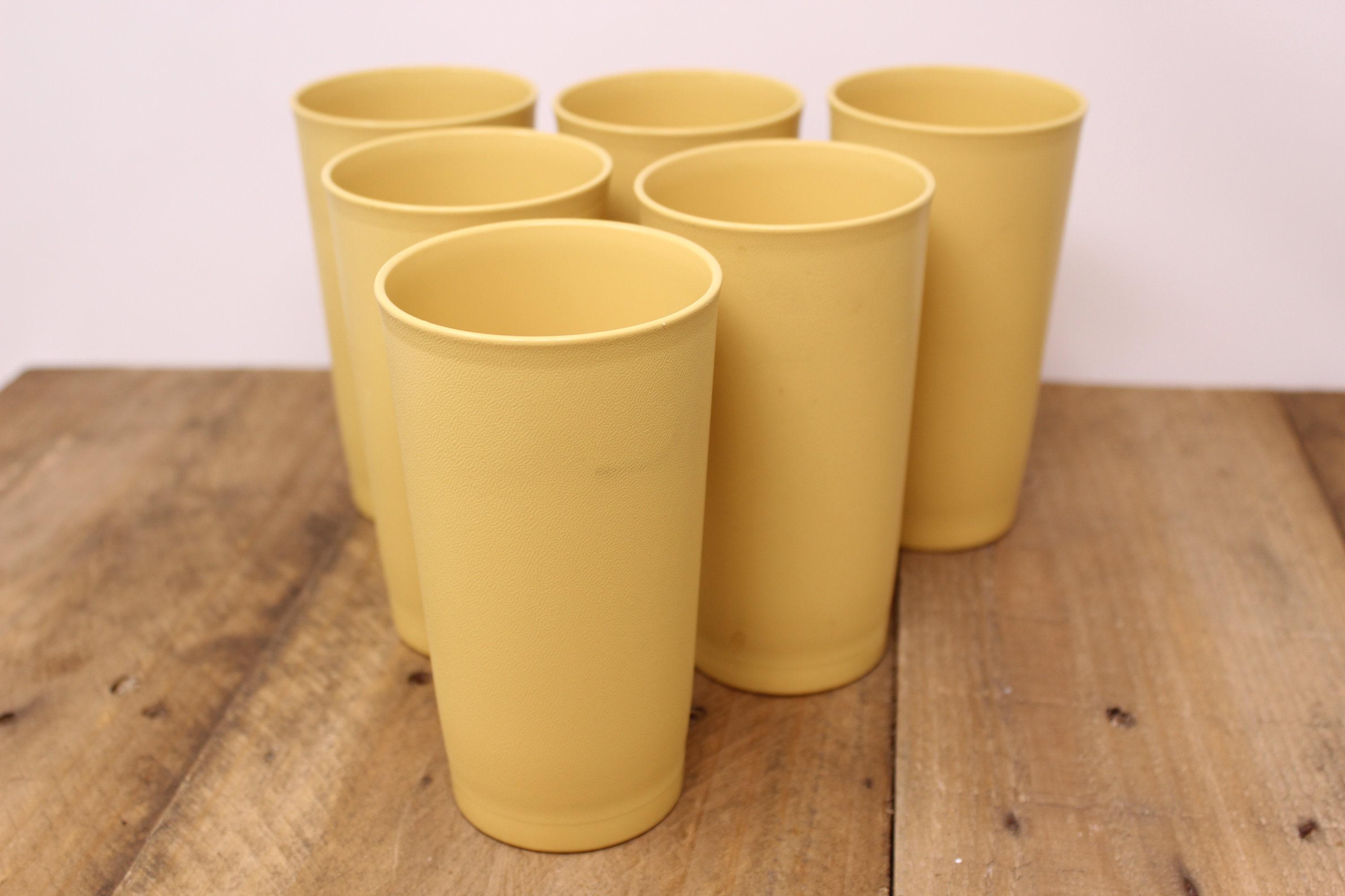 6 Tupperware Tumblers / Cups Yellow 