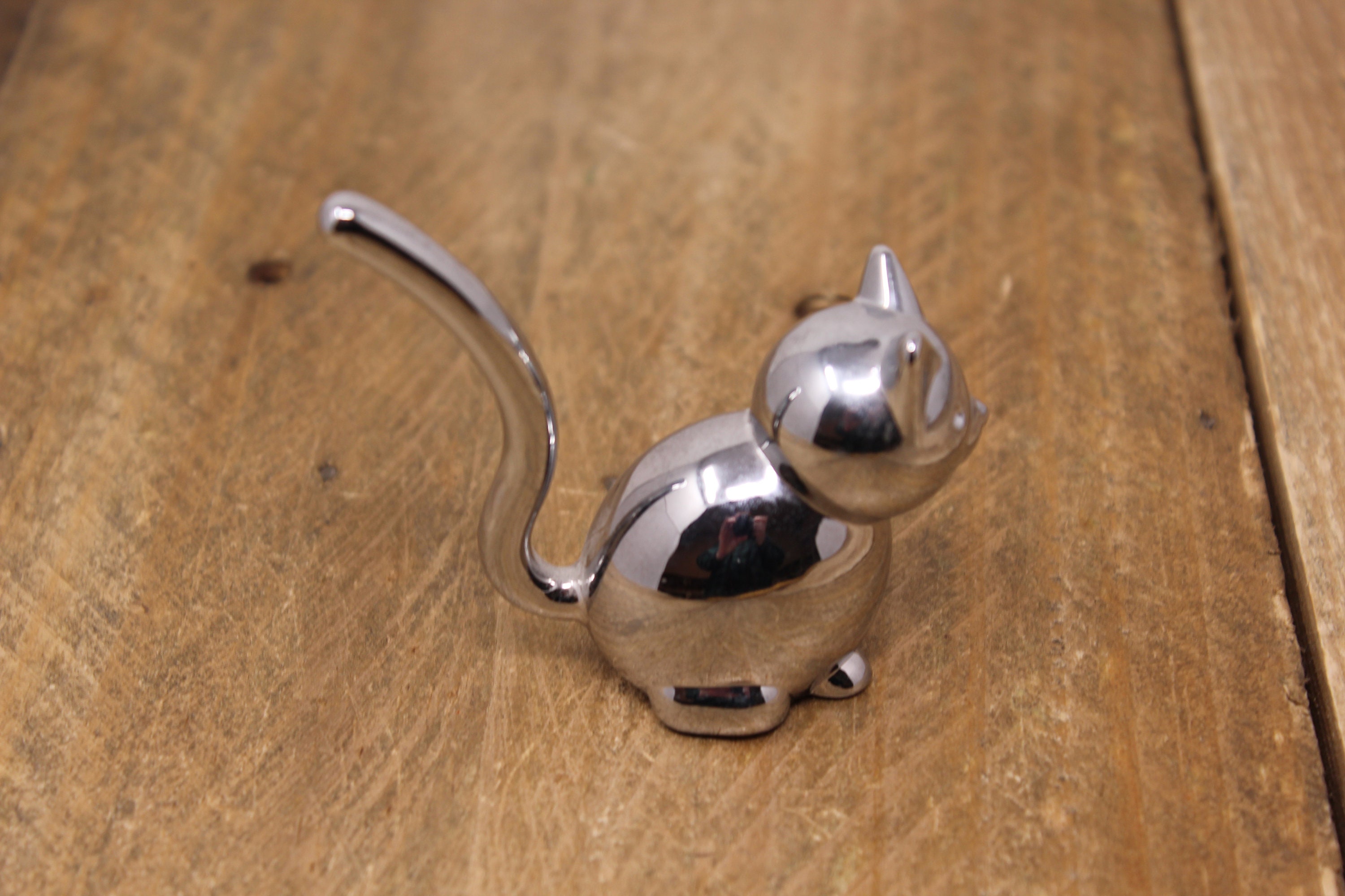 Umbra cat ring sale holder