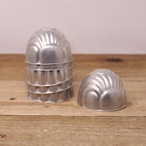6 Vintage Aluminum Jello / Baking Moulds / Tins