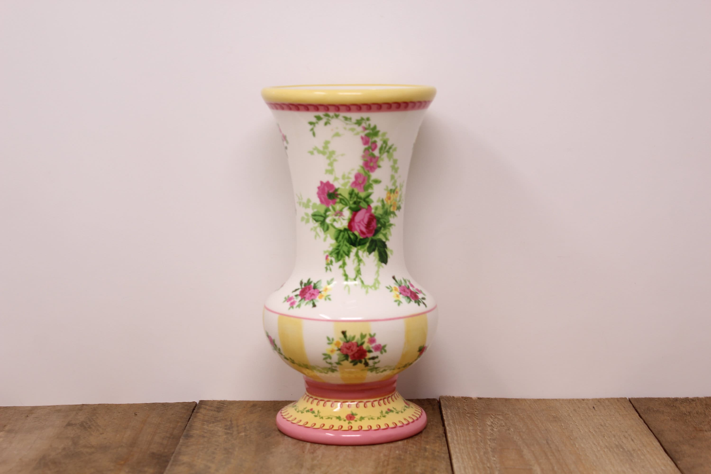 Laura ashley vase deals