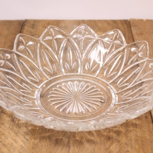 Vintage Federal Pressed Petal Glass - Serving Bowl