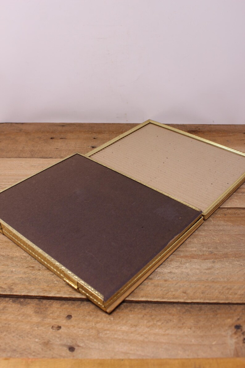 Vintage Gold Tone - Brass Hinged Tri-fold Picture / Photo Frame - 8" X ...