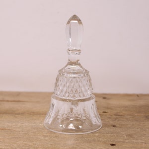 Vintage Clear Crystal Dinner Bell - Diamond Point and Olive Design