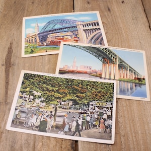 3 cartes postales de Cleveland Ohio - par Sapirstein Greeting Card Company, Cleveland, Ohio