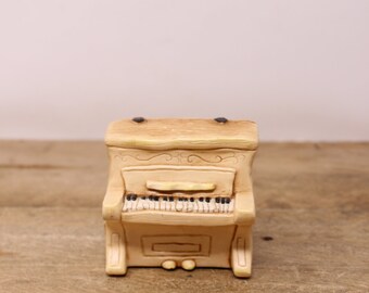Vintage Pendelfin Piano - Made in England