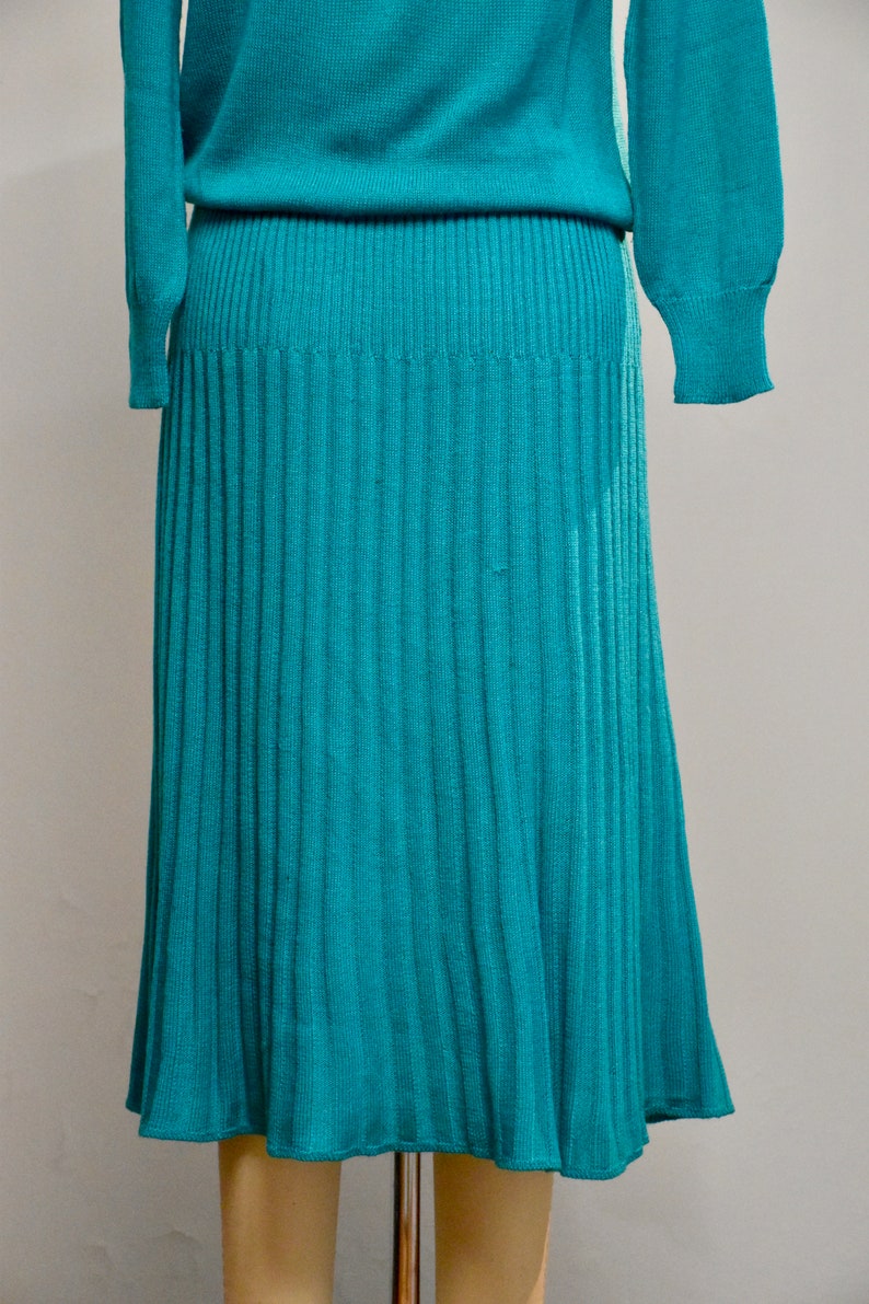 Vintage Italian knit skirt and sweater set image 4