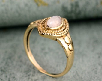 ボヘミアン ムーンストーン リング：ゴールド マーキス 真鍮 天体