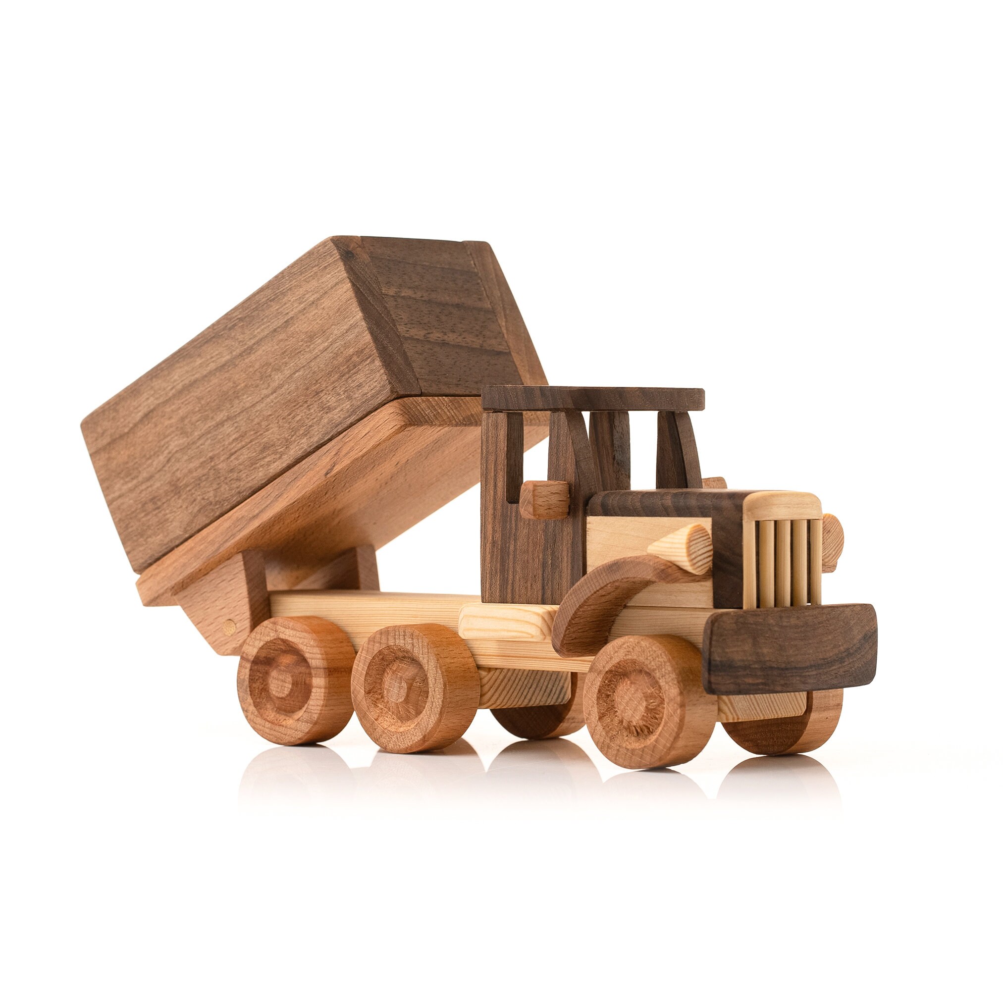 caminhão de madeira de brinquedo anos 60 - Pesquisa Google  Joyeros de  madera, Coches de juguete de madera, Camiones de juguete de madera