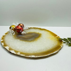 Large Polished natural Agate slice - cheese board, serving platter or display piece