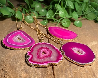 Pink polierter Achatanhänger, gold galvanisiert, Schmuck - kostenloser Standardversand innerhalb Australiens
