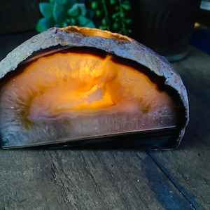 Natural Agate tea light Candle Holder (natural stone / crystal), home decor or unique gift