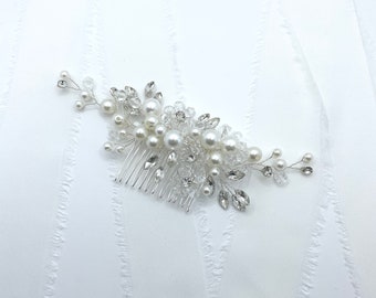 Peineta de boda sofisticada, accesorio para el cabello de novia, regalo para dama de honor, tocado de novia, peineta de perla, cristal, plata y oro.