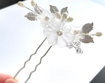 Horquilla con flores translúcidas y hojas blancas, accesorio para el cabello de boda para novias, accesorio floral para el cabello de novia, tocado de boda