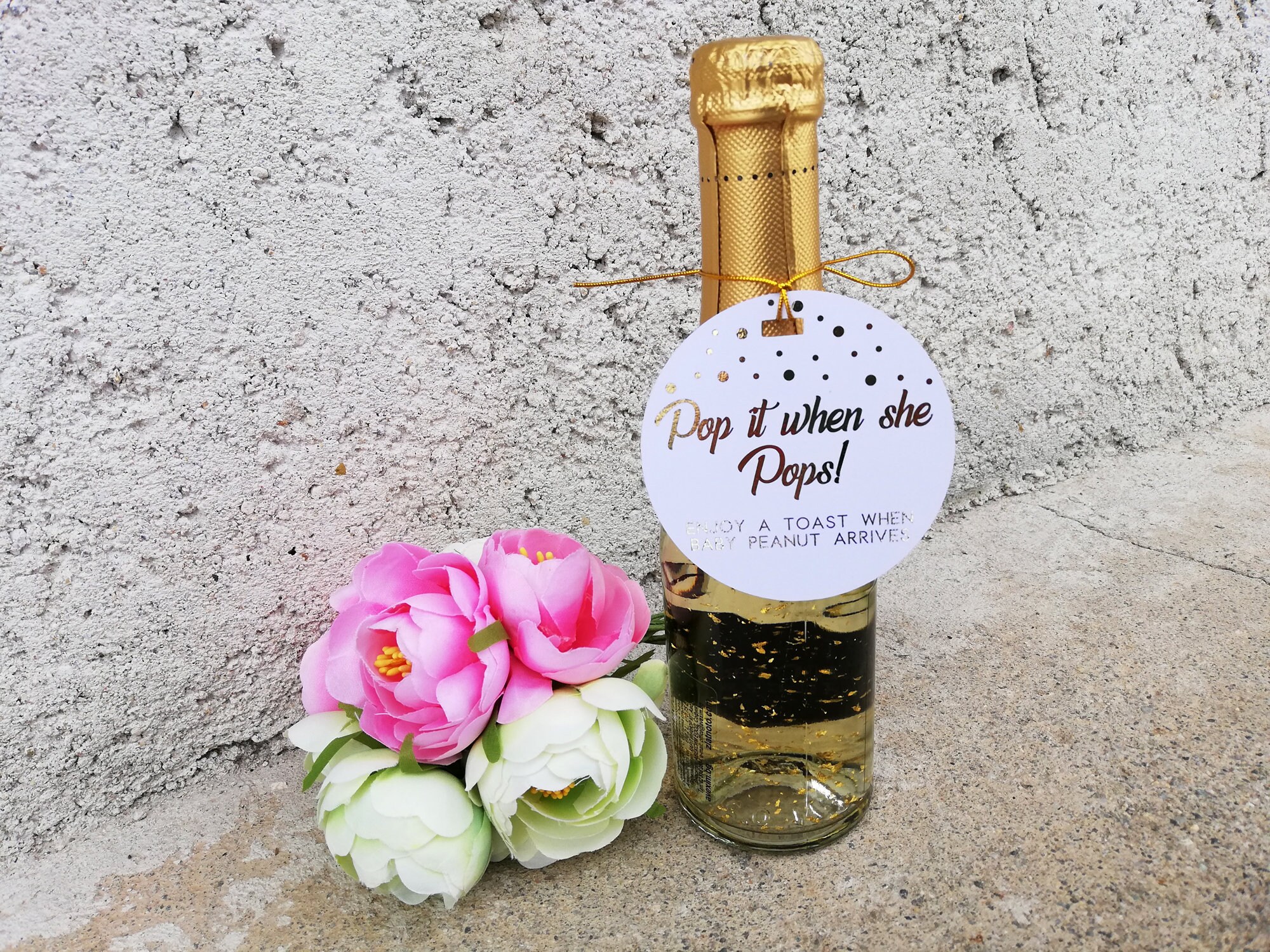 Champagne Baby Shower Favor Tags, Baby Shower Favors, Pop It When She