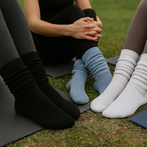 Louluu Women’s Cotton Slouch Socks for Casual Outfits – Cozy Loose Fit Retro Crew Socks for Boots or Sneakers – 80s Style Soft Socks