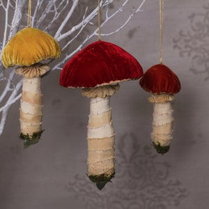 Set of 3 Colorful Mushroom Ornaments, Fairytale Decor, Mushroom Decor, Mothers Day Gift, Tree Decoration, Crystal Healing, Quartz Decor image 5