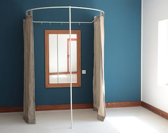U shaped Standing Oval Fitting and Dressing Room with Clothes Hanger for Wall Montage with 1 Straight Floor Support- 210 cm(83") High