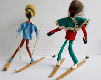 Vintage. Wire Skier Dolls. V 1960.