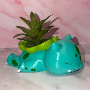 Bulbasaur Pokémon bloempot voor vetplanten, 3D-geprint en handgeschilderd (WYSIWYG).