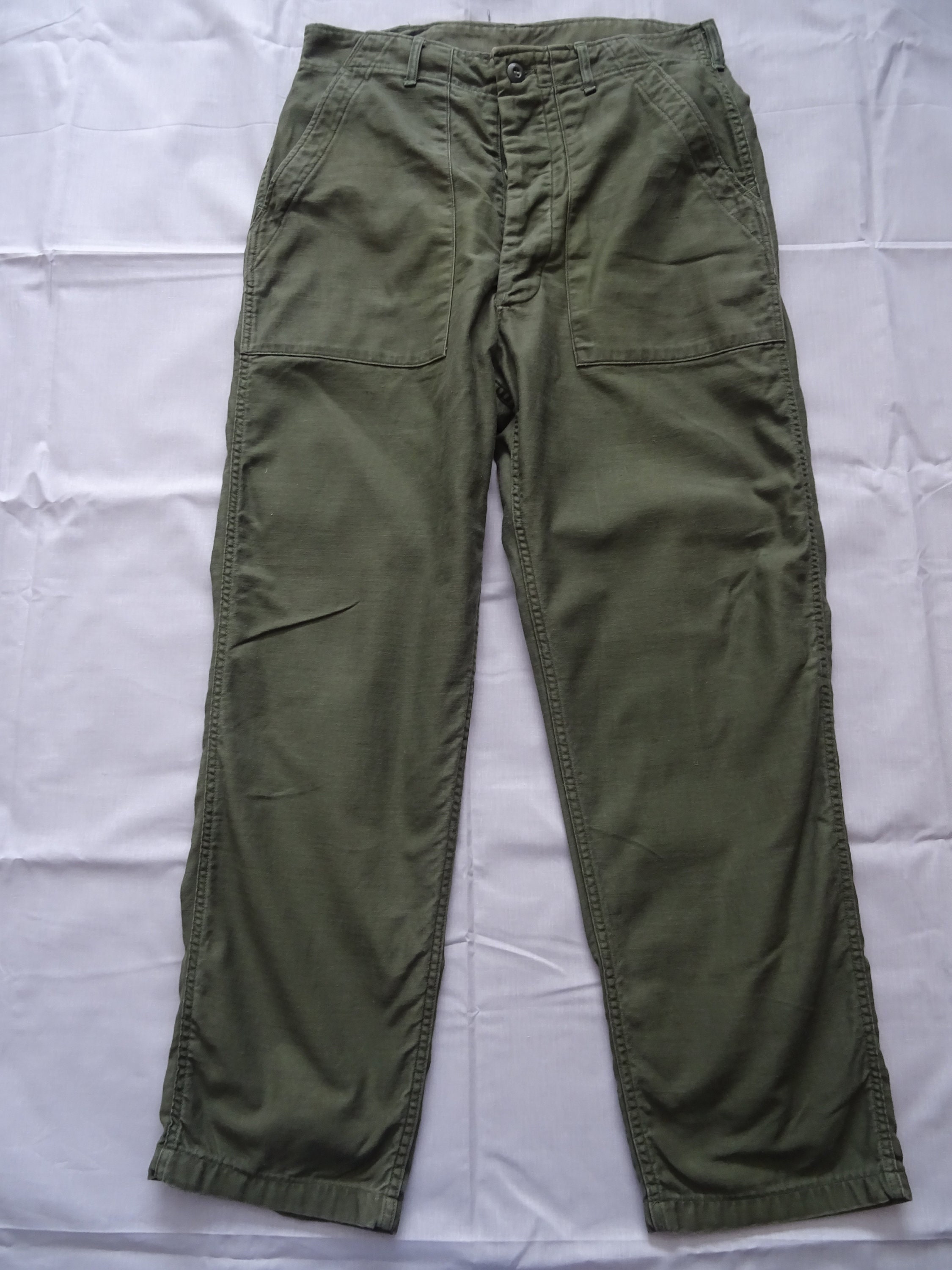 パンツ US ARMY OG-107 UTILITY TROUSERS 1975s 34X31. 1975 Authentic US Army Vietnam War Era OG-107 Fatigue
