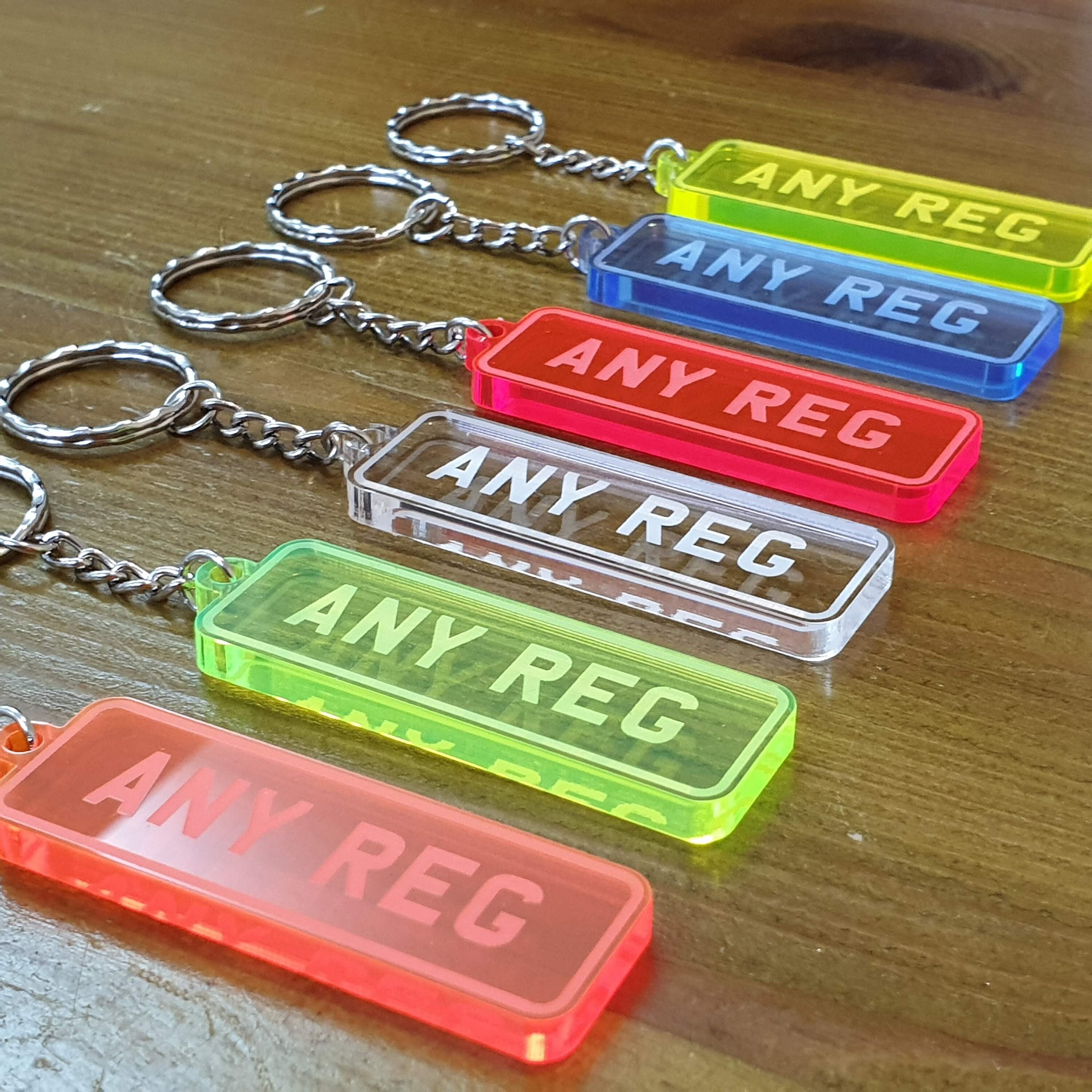 S For Men Personalized Frozen Keyring Keychain - Custom Name Or Word Gift, School Bag Tag, Crystal Clear Acrylic Personalized Keychain - Foto 2