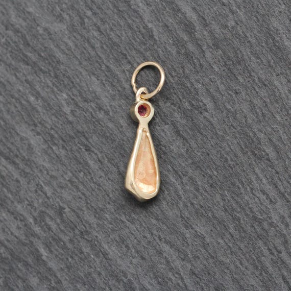 14k Gold + Ruby Seashell Charm - image 2