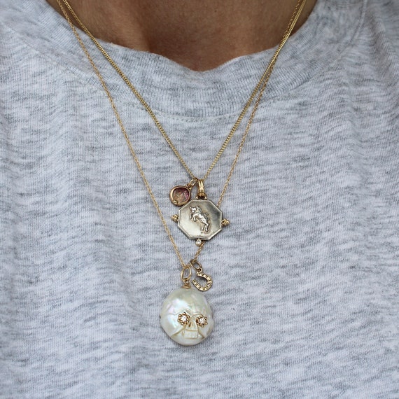 14k Gold Diamond + White Pearl Skull Pendant - image 6
