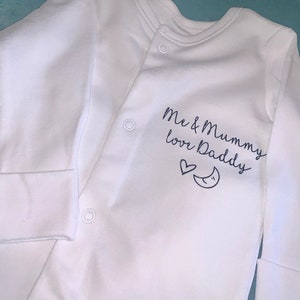 Me & Mummy love Daddy baby sleep suit (baby message, moon and heart)