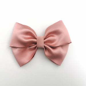 Große pinke Haarschleife mit Clip