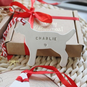 Decoração de cachorro de Natal personalizada, enfeite de árvore de Natal personalizado para cachorro, enfeite de cachorro personalizado, etiqueta de presente de lembrança para cachorro, presente para cachorro Reino Unido