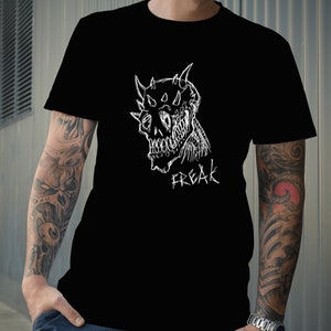 Skull Freak - unisex graphic t-shirt
