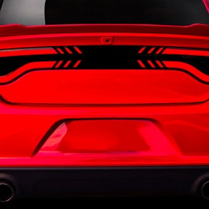 Solidna nakładka na tylne światło Gradient Racetrack Pre Cut Decal pasuje do Dodge Charger SXT RT GT SRT Scatpack z lat 2016–2023