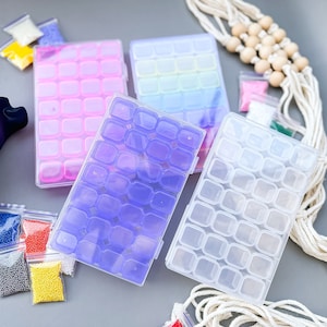 Organizzatore per perline con 28 scomparti, contenitore in plastica per perline, scatola per perline, scatola da viaggio per perline, idea regalo per conservare i risultati in una scatola portatile.