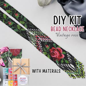 バラ模様の DIY ビーズ織機ネックレスキット、ビーズ織り民芸花ビーズゲルダン、針仕事赤いバラの花のネックレスキット + チュートリアル