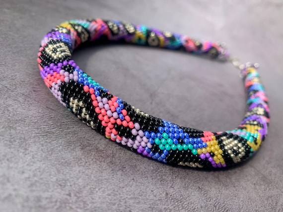 ビーズクロッシェアクセサリキット ネックレス・ブレスレット編みかけセット 楽天ランキング１位受賞！ビーズクロッシェキット花＊花