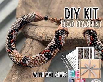 DIYキット ビーズかぎ針編み蛇ブレスレット、グレーブラウンの蛇