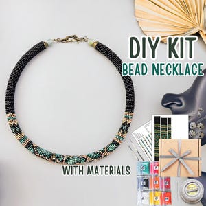 Kit fai da te per collana all'uncinetto con perline di pitone nero, kit per la creazione di gioielli con corda a serpente nera, oro e blu, kit per la creazione di collana all'uncinetto con perline.