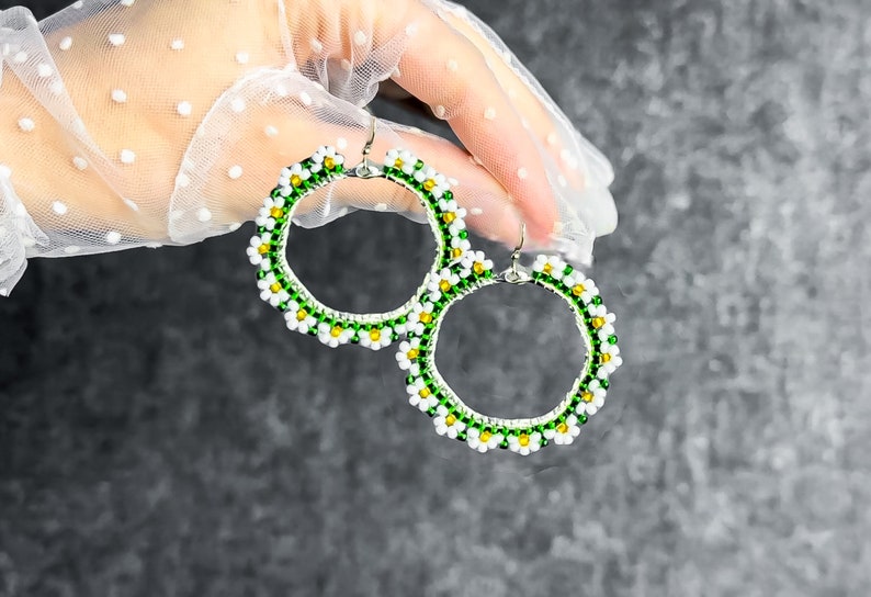 DIY Kit green hoop boho daisy Bead Earrings, white flowers chamomile Spring Earrings making Craft gift, beadwork Native American Earrings image 6