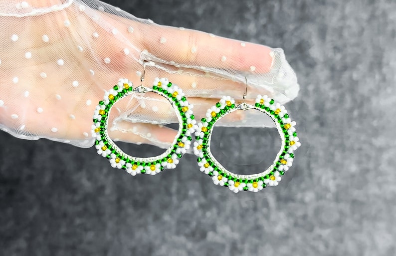 DIY Kit green hoop boho daisy Bead Earrings, white flowers chamomile Spring Earrings making Craft gift, beadwork Native American Earrings image 9