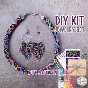 KIT to Make Bead Crochet rainbow leopard necklace - Bead crochet pattern - Jewelry making Craft - diy Rope Jewelry Beadweaving Crafter Gift