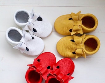 T-strap bow baby shoes, Baby shoes, Italian leather, newborn ,infant, toddler, Walker, Crib baby shoes, girls moccasins, Krabbelschuhe