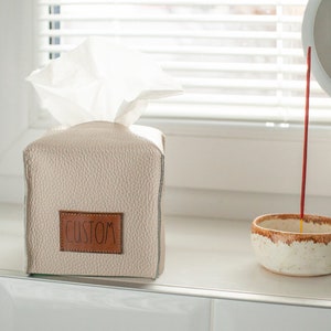 Aangepaste vierkante tissue box cover, Italiaans leer gepersonaliseerde tissue box cover, kinderdagverblijf decor, badkamer decor, Kleenexx lederen tas,