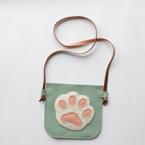 Sac à main en cuir imprimé patte pour enfant, sac à bandoulière pour fille, sac à main, sac à main petite fille, cadeau d'anniversaire, cadeau petite fille, sac à main pour toute petite fille