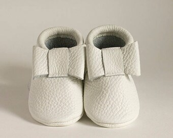 Baby Girl Moccasins Etsy